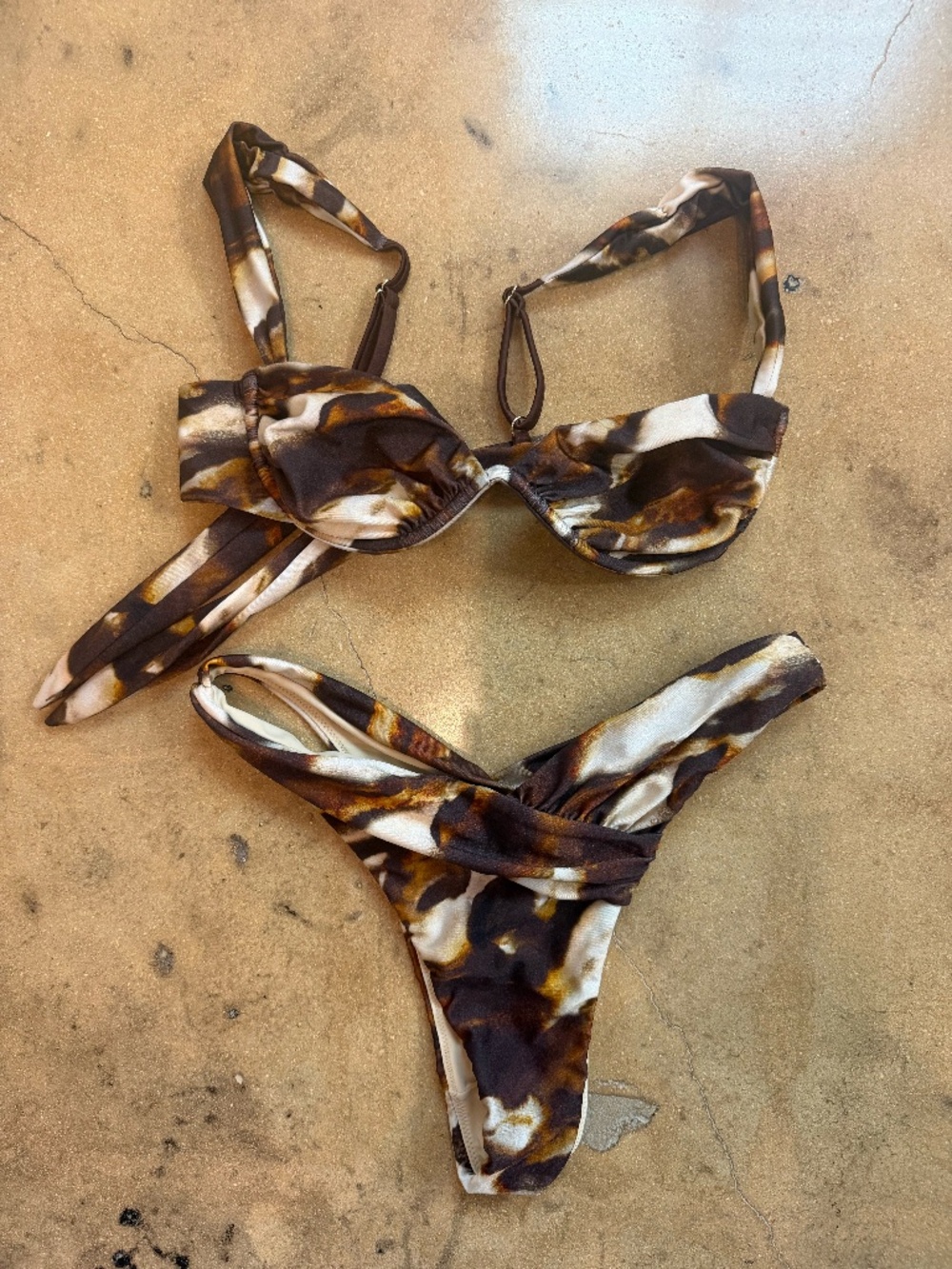 Bydee Brown Abstract Print Underwire Bikini Set | M Top & Bottom